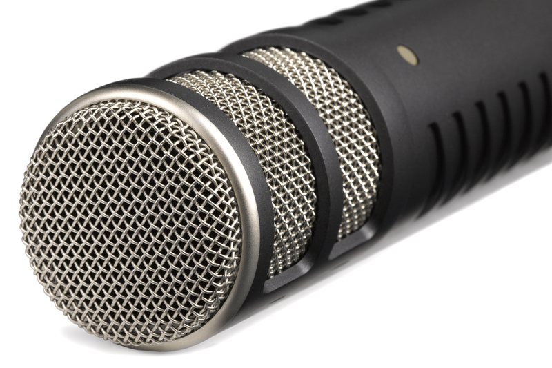RODE Procaster кардиоидный динамический микрофон.Частотный диапазон 75Гц-18кГц, осевой приём, балансный выход 320 Ом