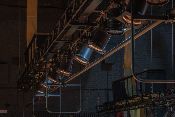 Поставка и установка светового оборудования для Дворца культуры в Выборге