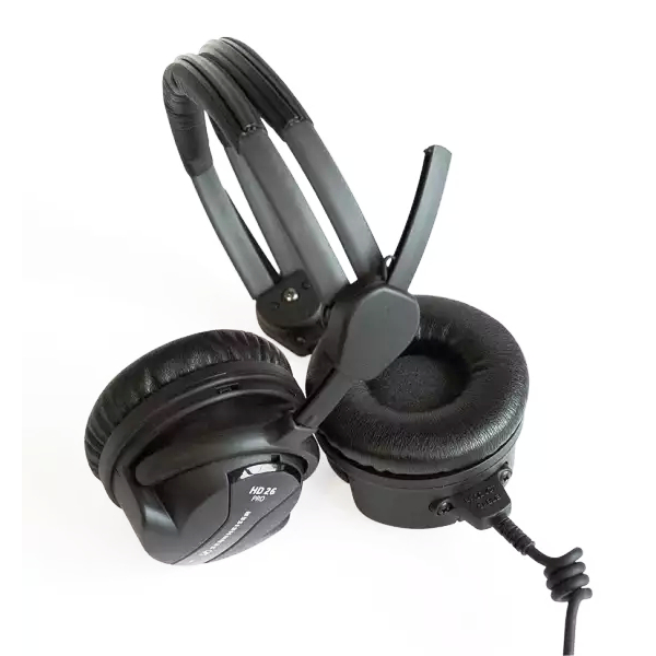 SENNHEISER HD 26 PRO - профессиональные мониторные наушники закрытого ...