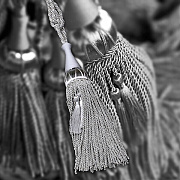 Кисть декоративная большая 800 (СЕРЕБРО) Длина кисти 240 мм, длина кистевого элемента 130 мм