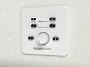 KLARK TEKNIK CP8000 EU регулятор громкости и переключатель источников, электронное управление, подсветка кнопок и регулятора, 2 канала GPIO, питание+5В