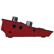 BOSS GT-001 - настольный гитарный процессор эффектов.