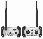 KLARK TEKNIK DW 20T передатчик стерео 2,4 ГГц, регулировка уровня, входы Jack и XLR, радиус 30  метров, крепление на стену