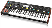 Behringer DEEPMIND 6 синтезатор, аналоговые VCF и VCA, 37 клав,6 гол.полиф, 2 OCS, 2 LFO и 3 ADSR на голос, 4 FX, матрица мод, 32шаг.секв, MIDI, USB