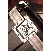 GATOR G-MIX 19x21 - пластиковый кейс для микшеров с колесами.19' х 21' х 6.5'